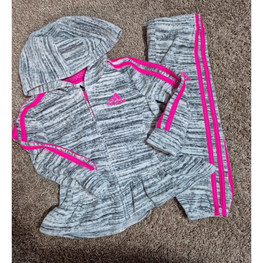 Adidas baby girl 2 piece fall/ winter outfit size 2T